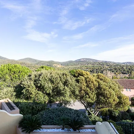 Les Bastides Aux Restanques Du Golfe De St Tropez - Maeva - 544 Appartement
